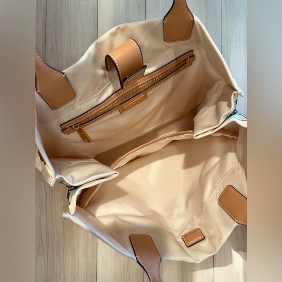 Tory Burch Ella Printed Floral Tote Bag - Picture 6 of 9